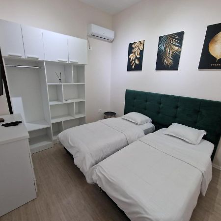 Hq Apartment In Center Tiran Dış mekan fotoğraf