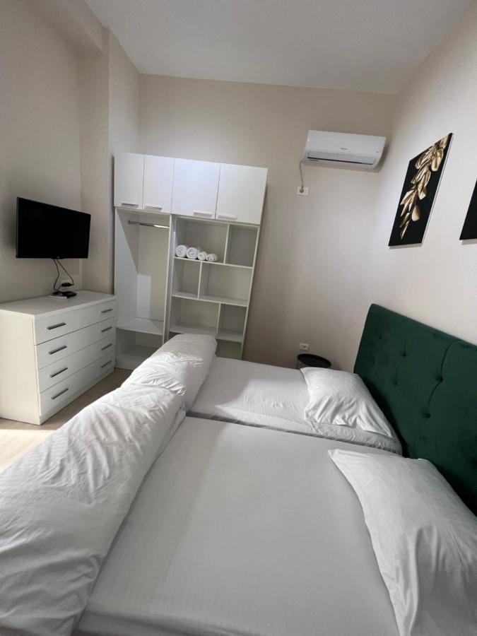 Hq Apartment In Center Tiran Dış mekan fotoğraf