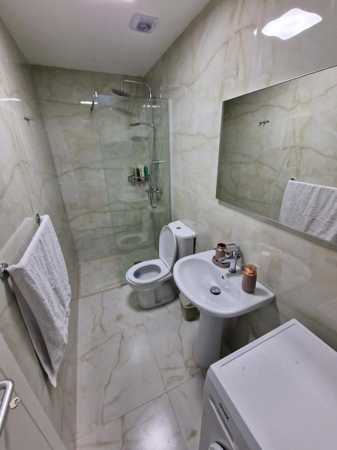 Hq Apartment In Center Tiran Dış mekan fotoğraf